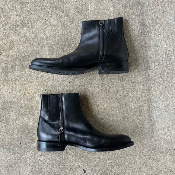 Donald J. Pliner Other - Donald Pliner Ryan Calf Leather Boot Black Size 9 Men